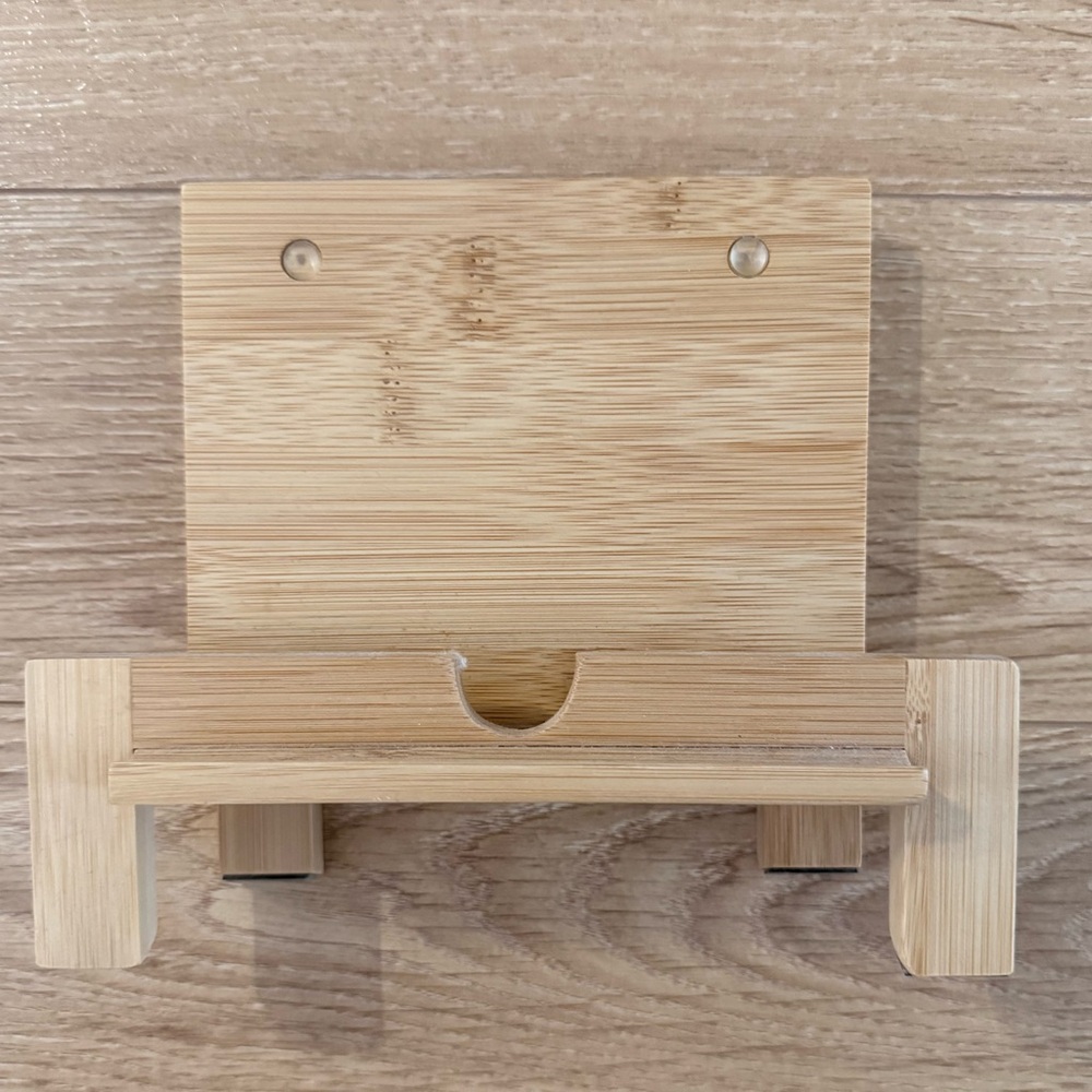 Umbra Natural Bamboo Display Stand - perfect for iPads and Tablets - Picture 3 of 4
